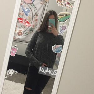 Super cute gray shirt